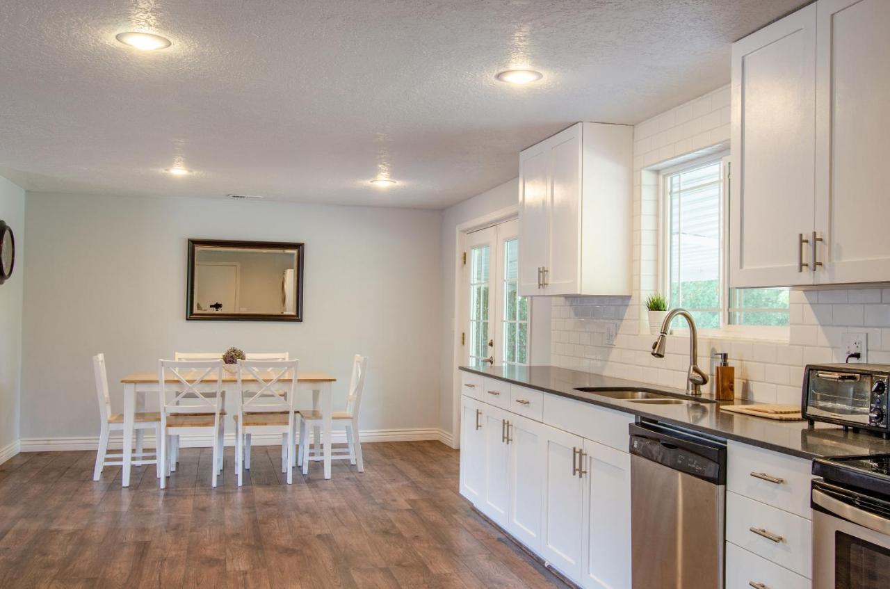 Never Stop Exploring- 3 Bedroom 2 Bath Home Of Duplex, Close To Zion, Bryce, And Brianhead Cedar City Buitenkant foto